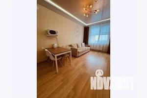 1-к квартира, посуточно, 38м2, 17/19 этаж