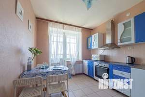 1-к квартира, посуточно, 43м2, 1/1 этаж