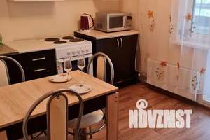 1-к квартира, посуточно, 42м2, 11/25 этаж