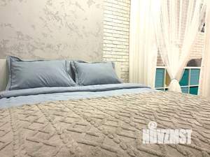 Студия квартира, посуточно, 50м2, 15/18 этаж