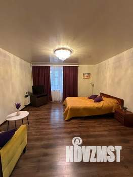 1-к квартира, посуточно, 40м2, 1/12 этаж