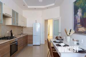 2-к квартира, посуточно, 78м2, 3/10 этаж