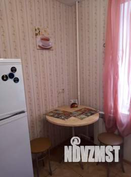 1-к квартира, посуточно, 32м2, 3/10 этаж