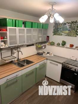 2-к квартира, посуточно, 53м2, 3/3 этаж