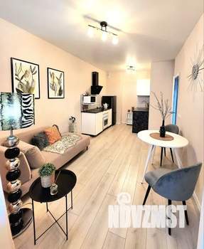 1-к квартира, посуточно, 38м2, 10/18 этаж