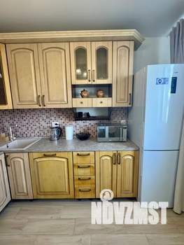 1-к квартира, посуточно, 35м2, 4/10 этаж