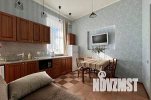 1-к квартира, посуточно, 42м2, 2/2 этаж