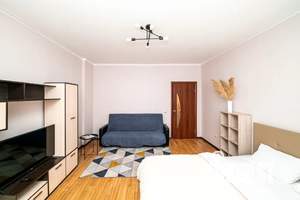 2-к квартира, посуточно, 78м2, 2/19 этаж