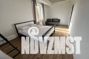 1-к квартира, посуточно, 40м2, 2/3 этаж