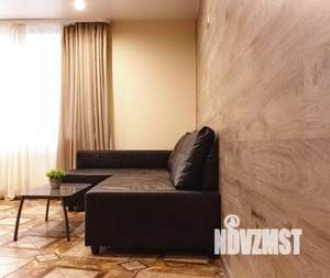 1-к квартира, посуточно, 46м2, 1/1 этаж