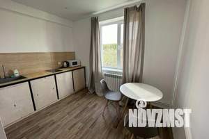 1-к квартира, посуточно, 40м2, 2/3 этаж
