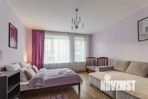 4-к квартира, посуточно, 131м2, 2/6 этаж