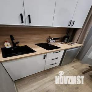 Студия квартира, посуточно, 24м2, 1/6 этаж