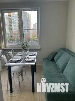 1-к квартира, посуточно, 43м2, 7/17 этаж