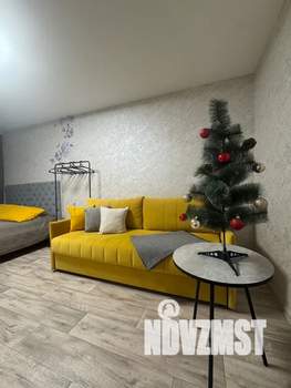 1-к квартира, посуточно, 38м2, 2/7 этаж