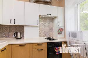 1-к квартира, посуточно, 35м2, 4/5 этаж