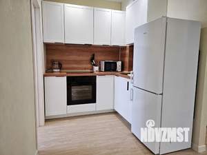 2-к квартира, посуточно, 53м2, 20/25 этаж