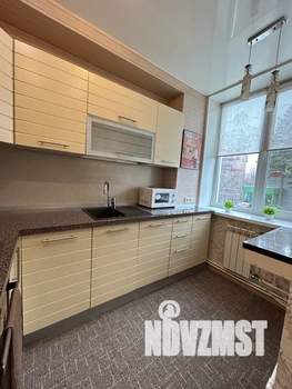 2-к квартира, посуточно, 55м2, 2/5 этаж