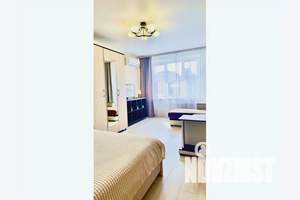 1-к квартира, посуточно, 40м2, 2/10 этаж