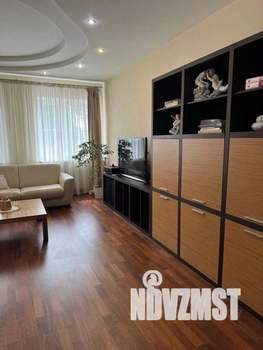 2-к квартира, посуточно, 80м2, 1/1 этаж