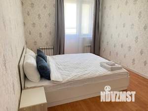 1-к квартира, посуточно, 40м2, 8/10 этаж
