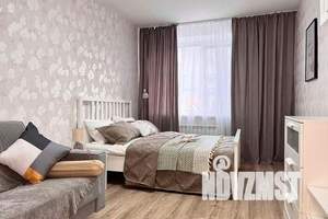 1-к квартира, посуточно, 42м2, 1/10 этаж