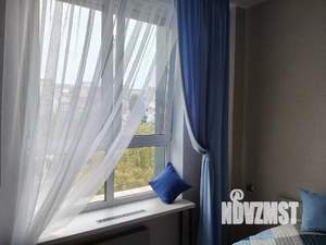 Студия квартира, посуточно, 28м2, 4/8 этаж