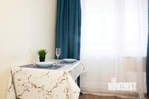 1-к квартира, посуточно, 40м2, 10/23 этаж