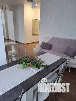 1-к квартира, посуточно, 50м2, 1/1 этаж