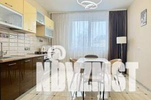 2-к квартира, посуточно, 71м2, 4/8 этаж