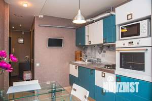 2-к квартира, посуточно, 36м2, 1/9 этаж