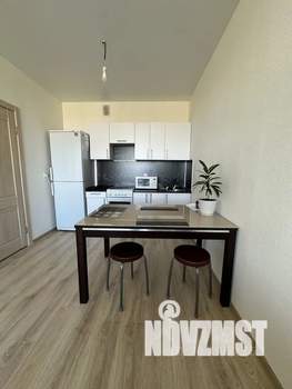 1-к квартира, посуточно, 39м2, 17/23 этаж