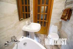 1-к квартира, посуточно, 50м2, 2/3 этаж