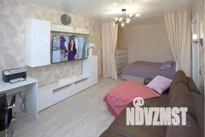 1-к квартира, посуточно, 42м2, 4/10 этаж