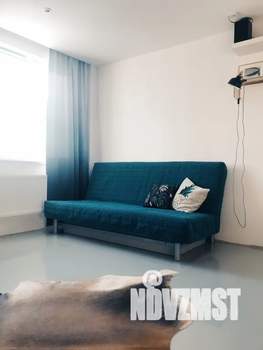 Студия квартира, посуточно, 42м2, 10/17 этаж