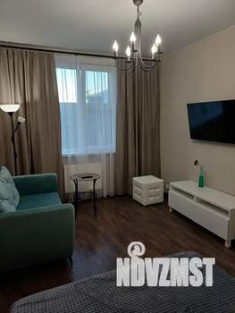 1-к квартира, посуточно, 35м2, 3/24 этаж