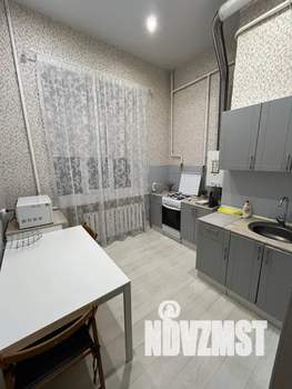 2-к квартира, посуточно, 60м2, 1/5 этаж