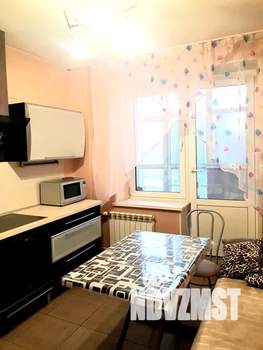 1-к квартира, посуточно, 50м2, 5/8 этаж