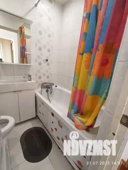 1-к квартира, посуточно, 32м2, 10/10 этаж