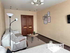 1-к квартира, посуточно, 45м2, 8/10 этаж