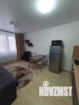 1-к квартира, посуточно, 37м2, 9/10 этаж