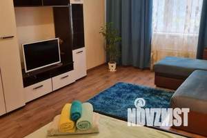 1-к квартира, посуточно, 42м2, 11/25 этаж