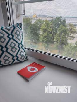 Студия квартира, посуточно, 40м2, 4/5 этаж