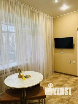 1-к квартира, посуточно, 44м2, 2/6 этаж