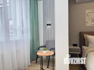 Студия квартира, посуточно, 40м2, 13/15 этаж