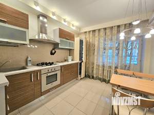 2-к квартира, на длительный срок, 72м2, 3/10 этаж