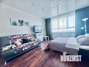 Студия квартира, посуточно, 30м2, 18/25 этаж