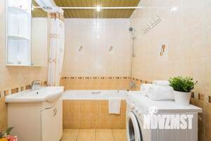 1-к квартира, посуточно, 54м2, 1/1 этаж