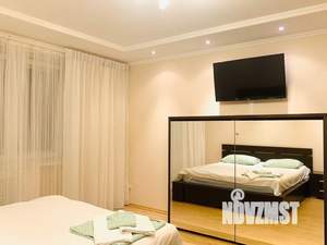 1-к квартира, посуточно, 45м2, 6/9 этаж