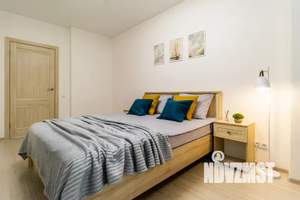 1-к квартира, посуточно, 38м2, 16/21 этаж